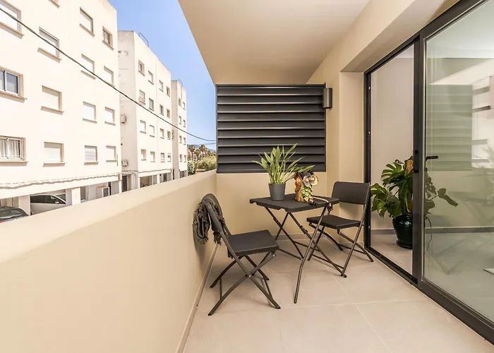 Marina 38 4* Денія