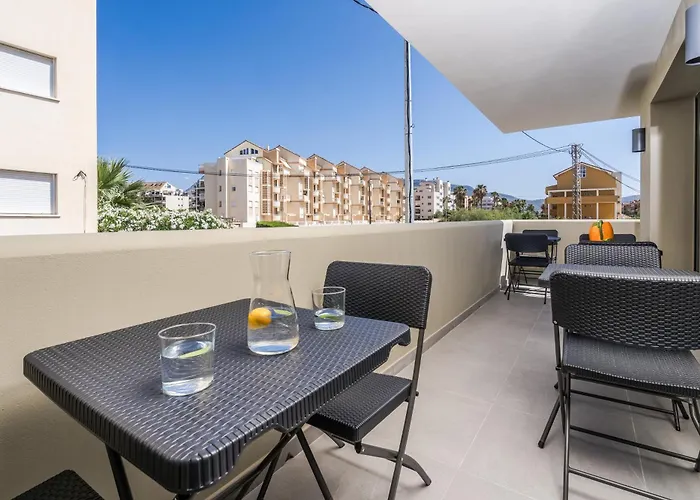 Marina 38 Guest house Denia