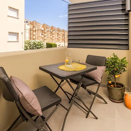 Marina 38 Penzion Denia