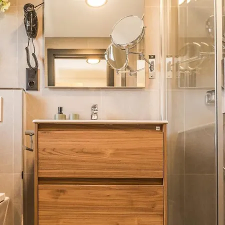 Marina 38 Penzion 4*